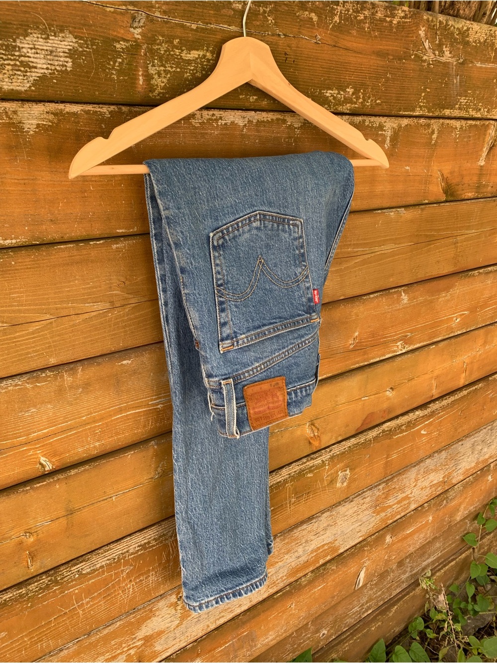 Levi's 501 (Premium) – W26 L28- Button-fly